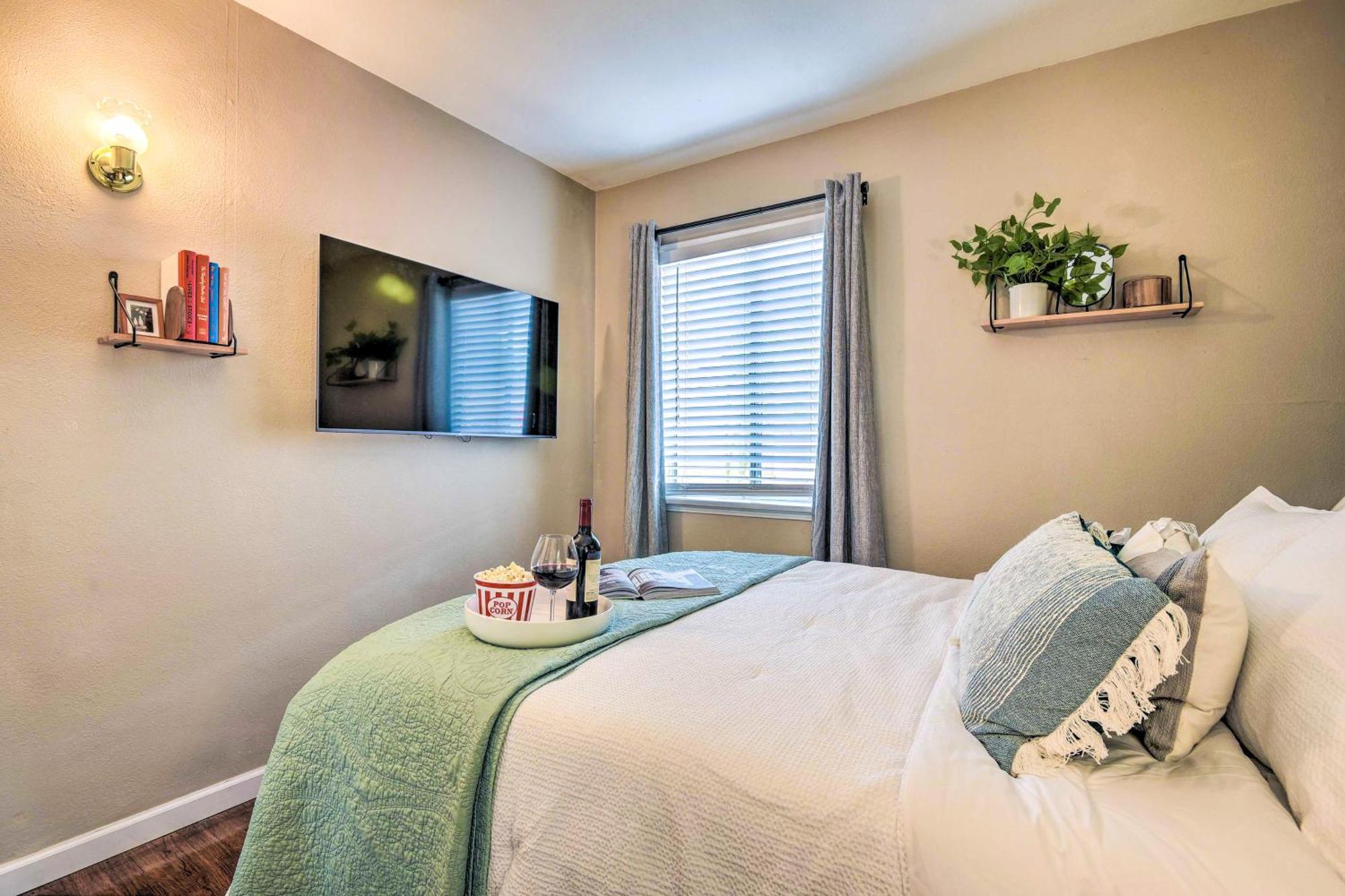 Stylish And Modern Burbank Gem With Private Yard! Villa Dış mekan fotoğraf