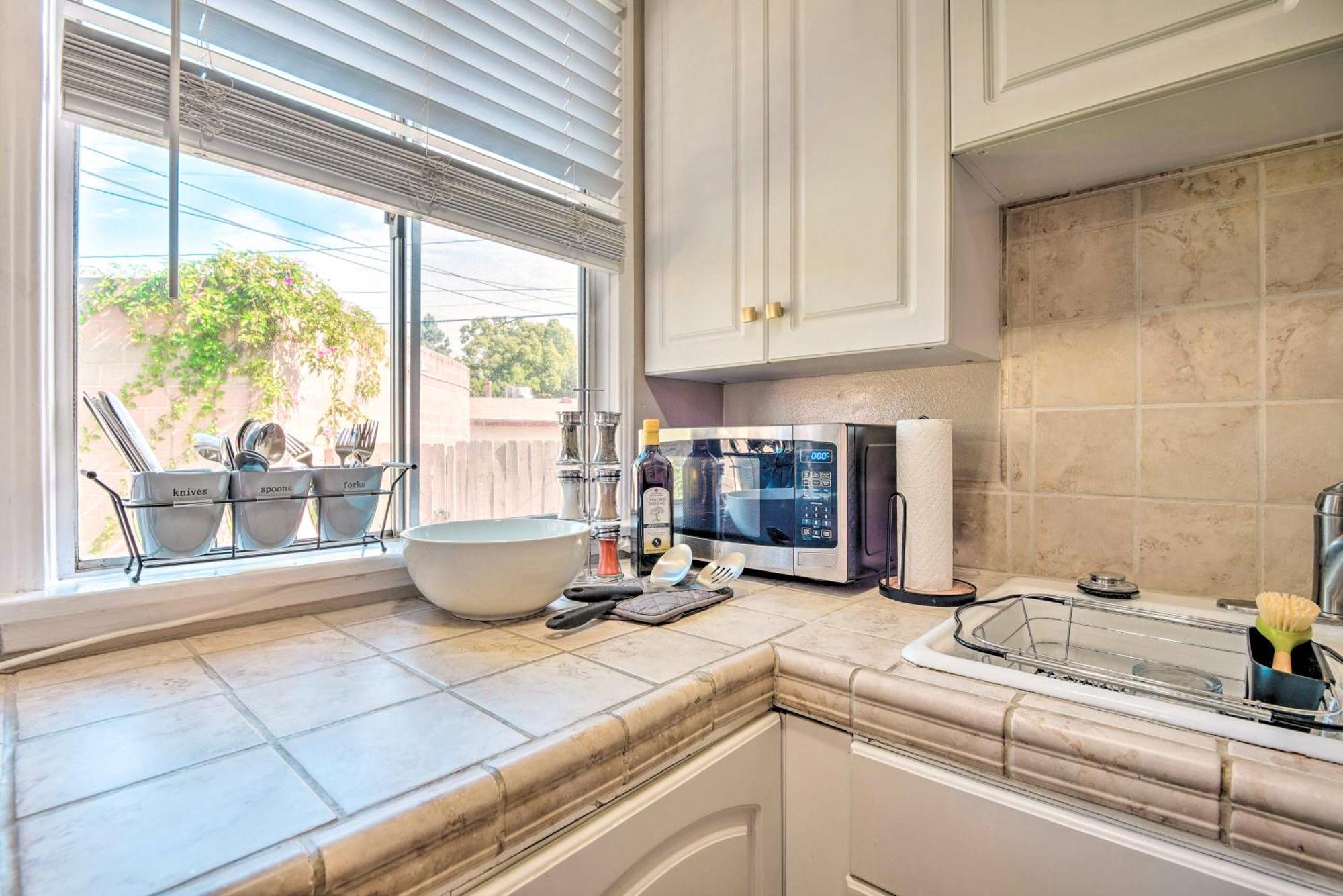 Stylish And Modern Burbank Gem With Private Yard! Villa Dış mekan fotoğraf