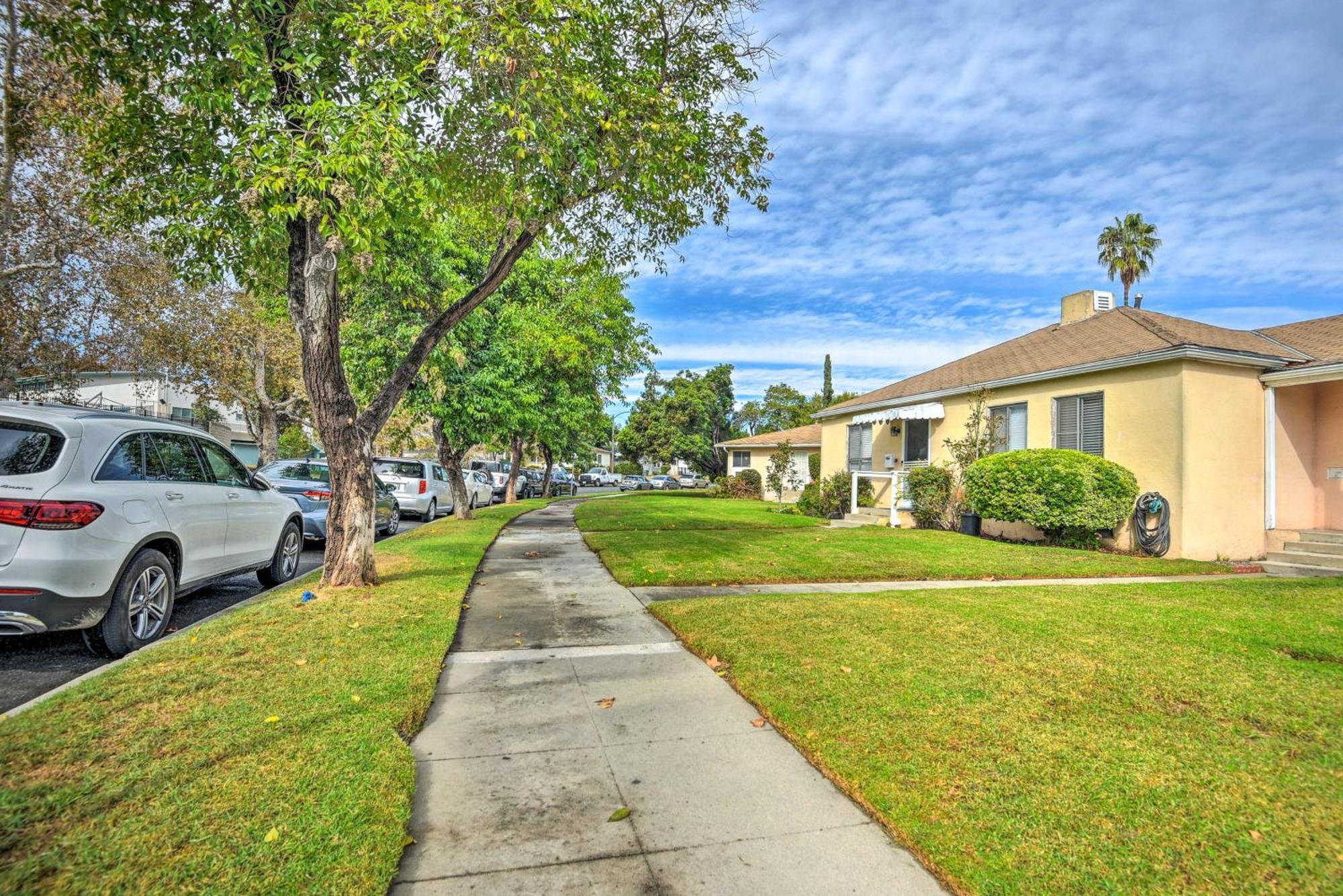 Stylish And Modern Burbank Gem With Private Yard! Villa Dış mekan fotoğraf