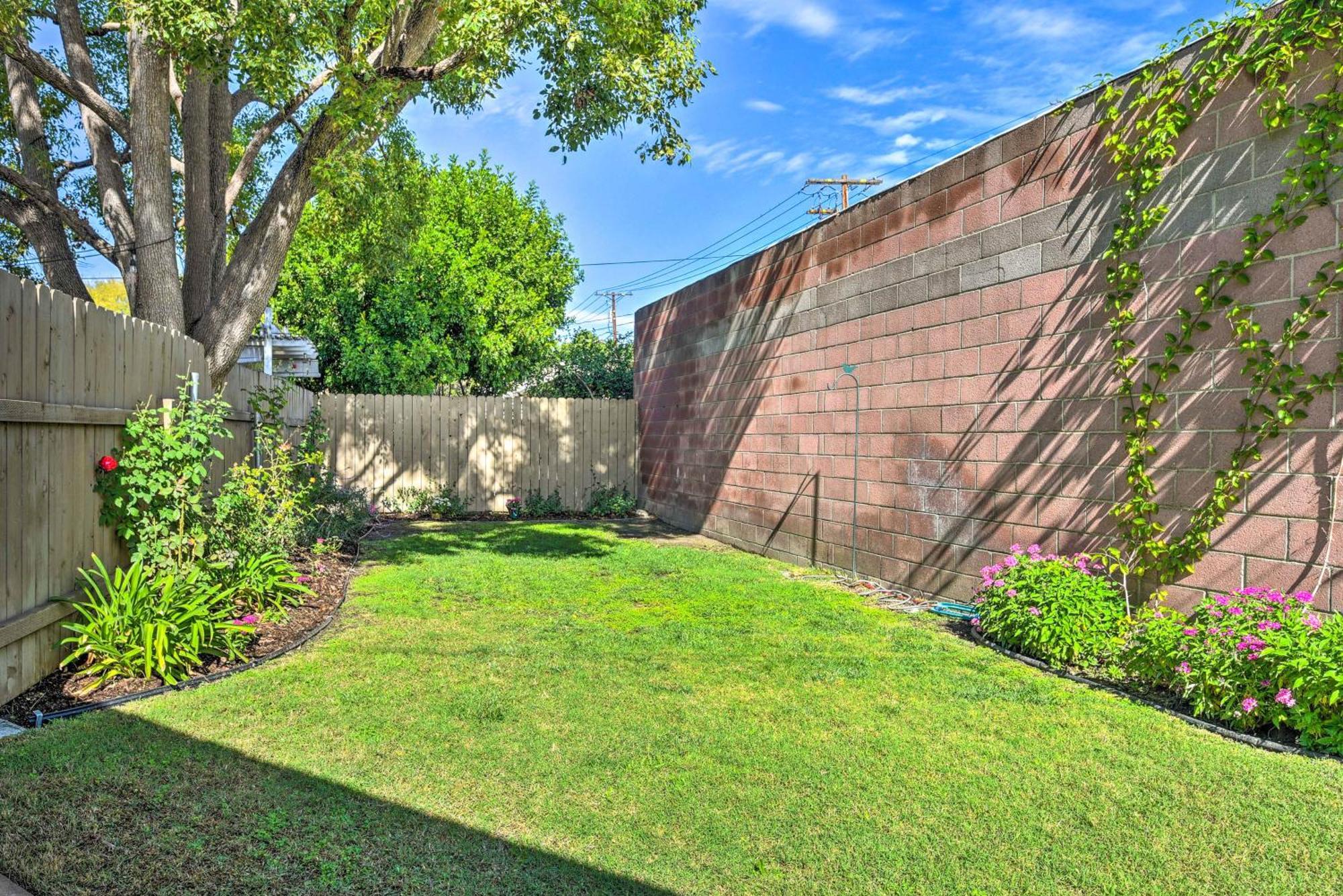 Stylish And Modern Burbank Gem With Private Yard! Villa Dış mekan fotoğraf